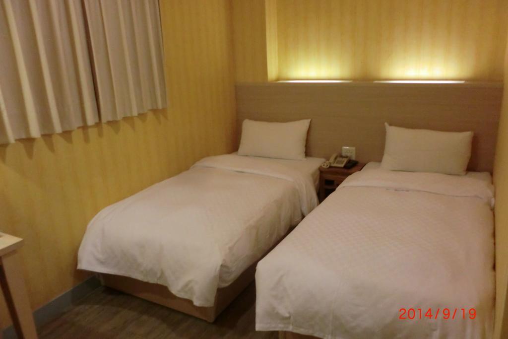 Hotel Skoal Kaohsiung Exterior photo